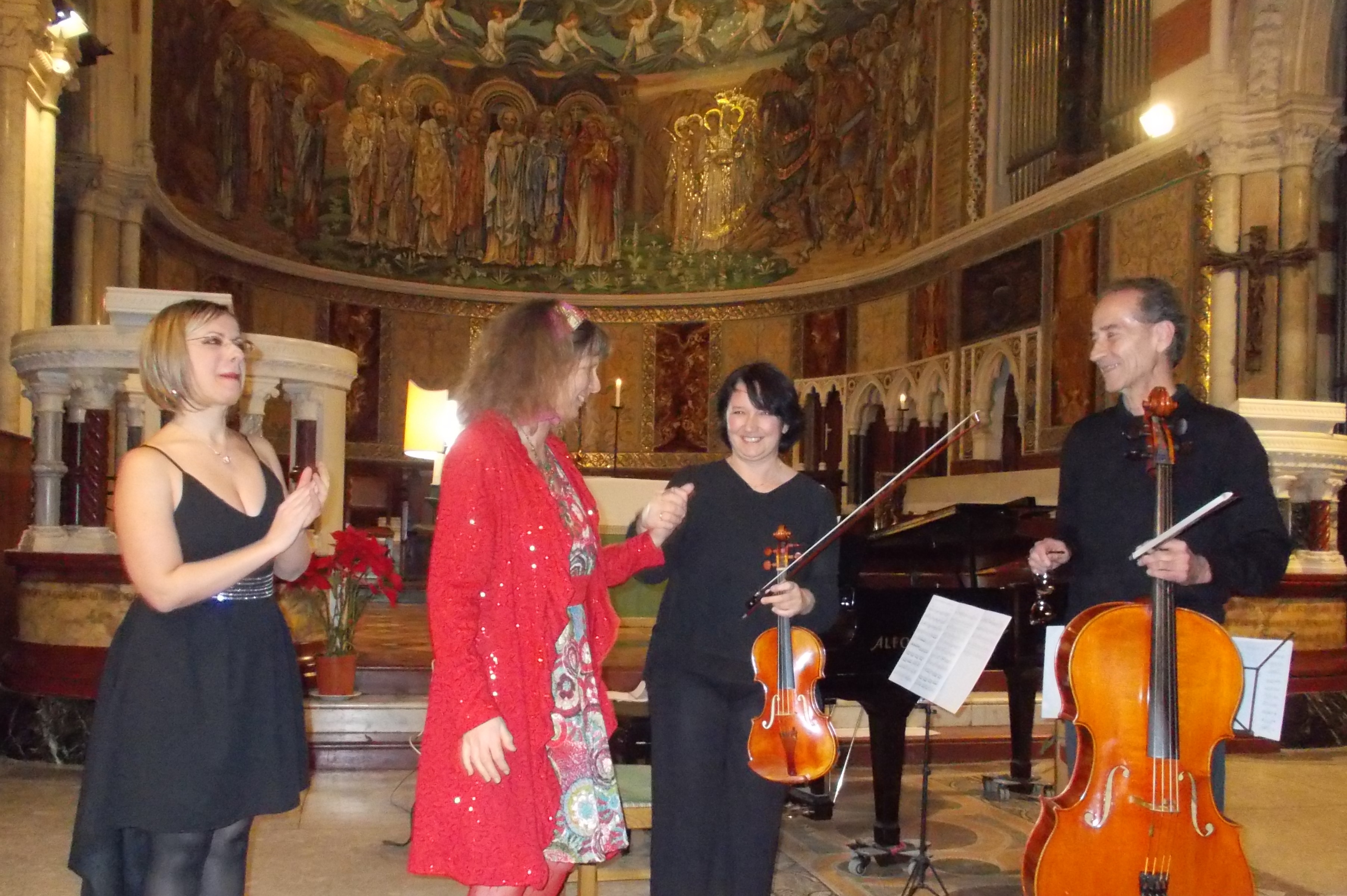 Celebrating happy applause at Rome Feb 2019 at the end of 'Reflections on Motherhood'